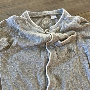 Burberry onesie size 12 months